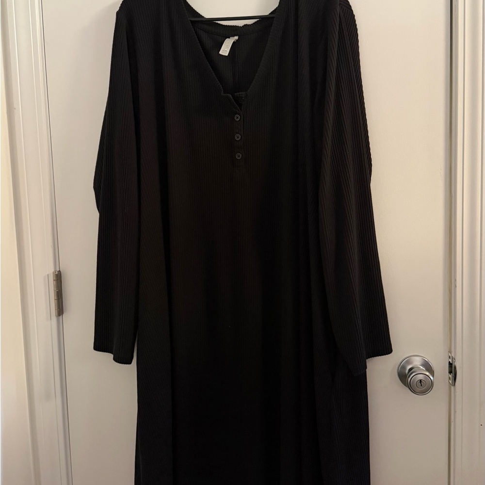 Cacique Black Long Sleeve Nightgown